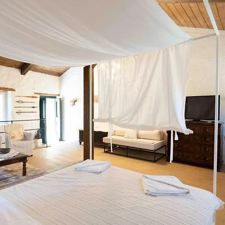 Zois & Mavretta House Kariá